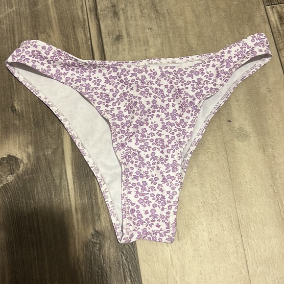 Bathing suit bottoms bundle - Picture 2 of 3